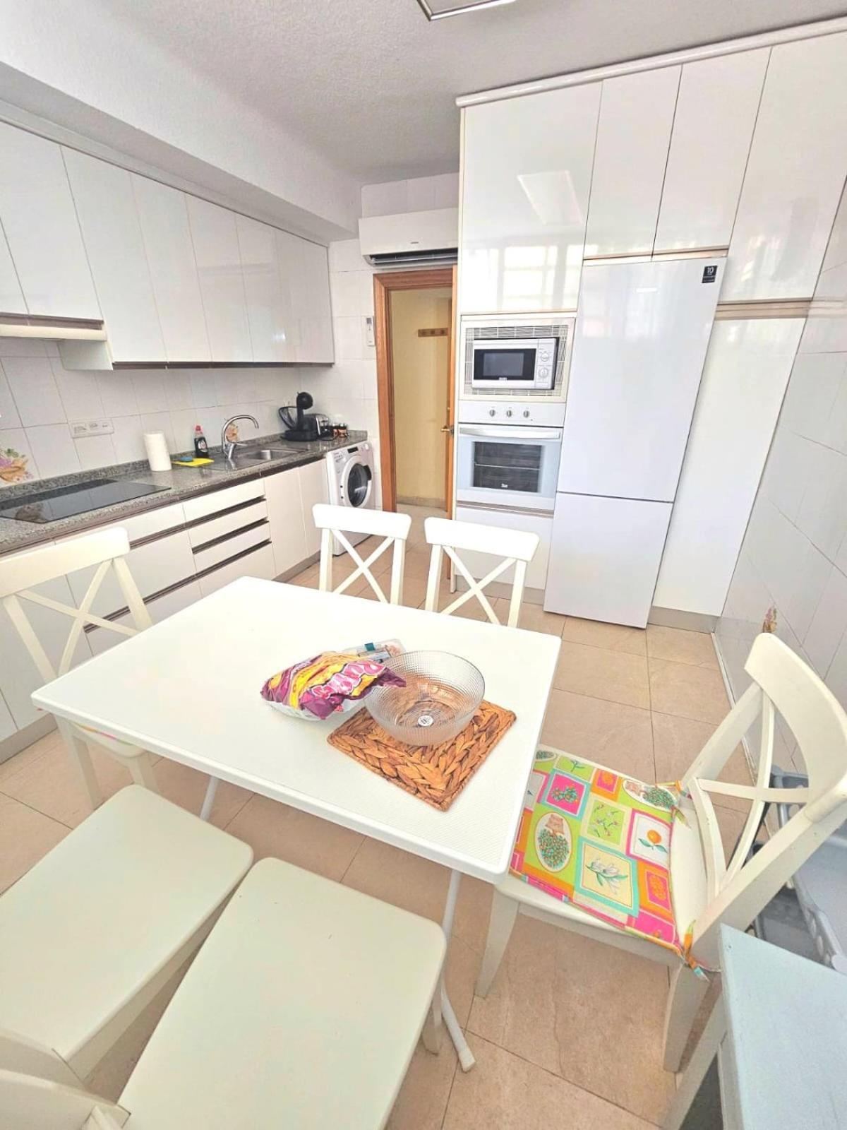 Super Terrace Levante Front Line Apartment Los Ranchos Self Check-In, Free Parking بينايدورم المظهر الخارجي الصورة
